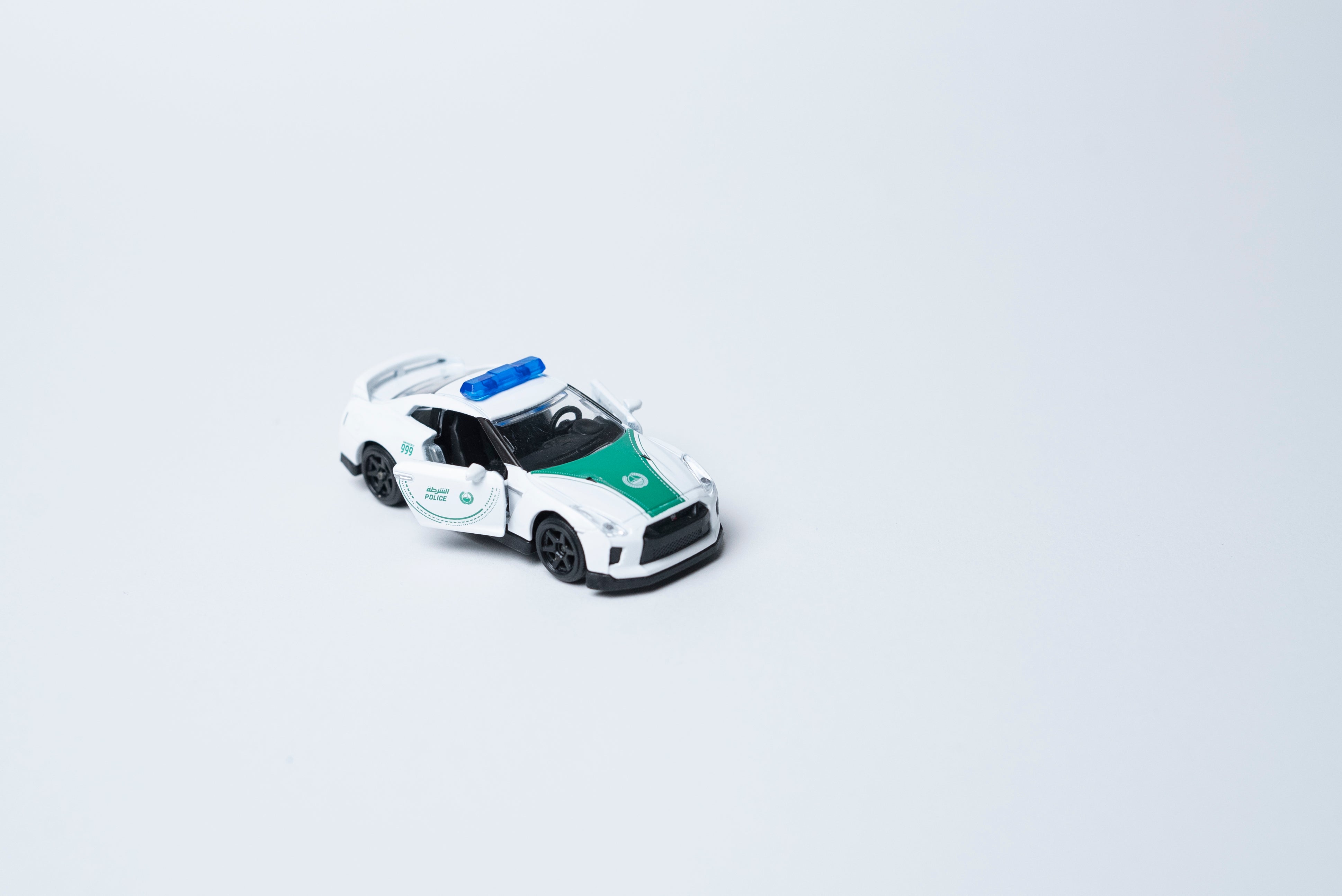 Dubai Police Car S.O.S. Theme Set